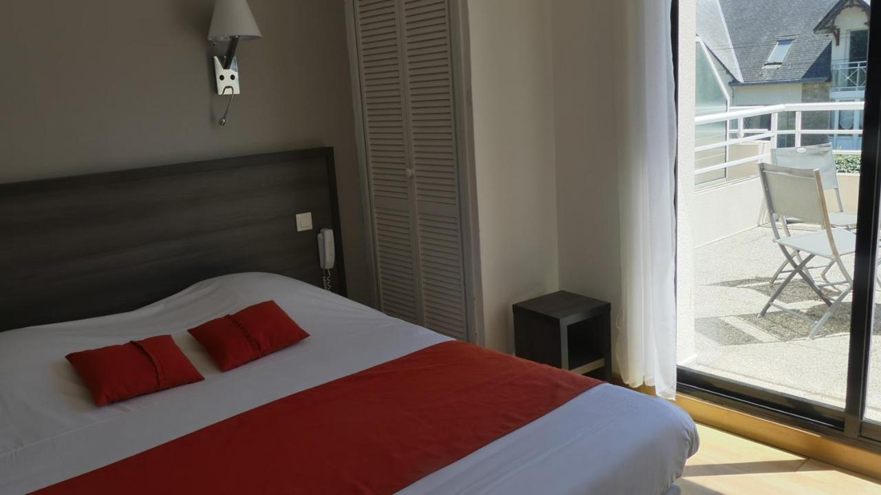 Castel Moor Hotel